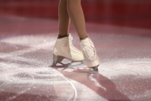 Read more about the article “Building Healthy Athletes: Essential Tips for Sports Families in Youth Figure Skating”