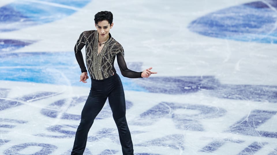 Read more about the article “Donovan Carrillo Shifts to Elvis ‘My Way’ for Milano Cortina 2026 Olympic Figure Skating Season”