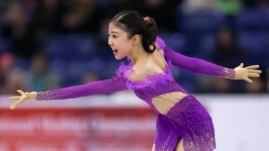 Read more about the article Chiba Mone Leads Women’s Short Program at Skate Canada, Narrowly Ahead of Isabeau Levito in Figure Skating Showdown