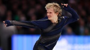 Read more about the article Ilia Malinin Leads U.S. Skaters Into 2025 Grand Prix de France Action This Weekend
