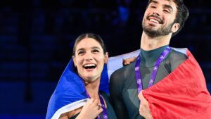 Read more about the article Laurence Fournier Beaudry Becomes French Citizen to Compete at Milan-Cortina Olympics with Partner Guillaume Cizeron