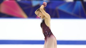 Read more about the article Sakamoto Kaori Clinches Fourth NHK Trophy Title with World-Leading Scores in Final Career Appearance in Osaka