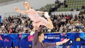 Read more about the article Alisa Efimova and Misha Mitrofanov Lead 2026 U.S. Figure Skating Championships after Strong Short Program Performance